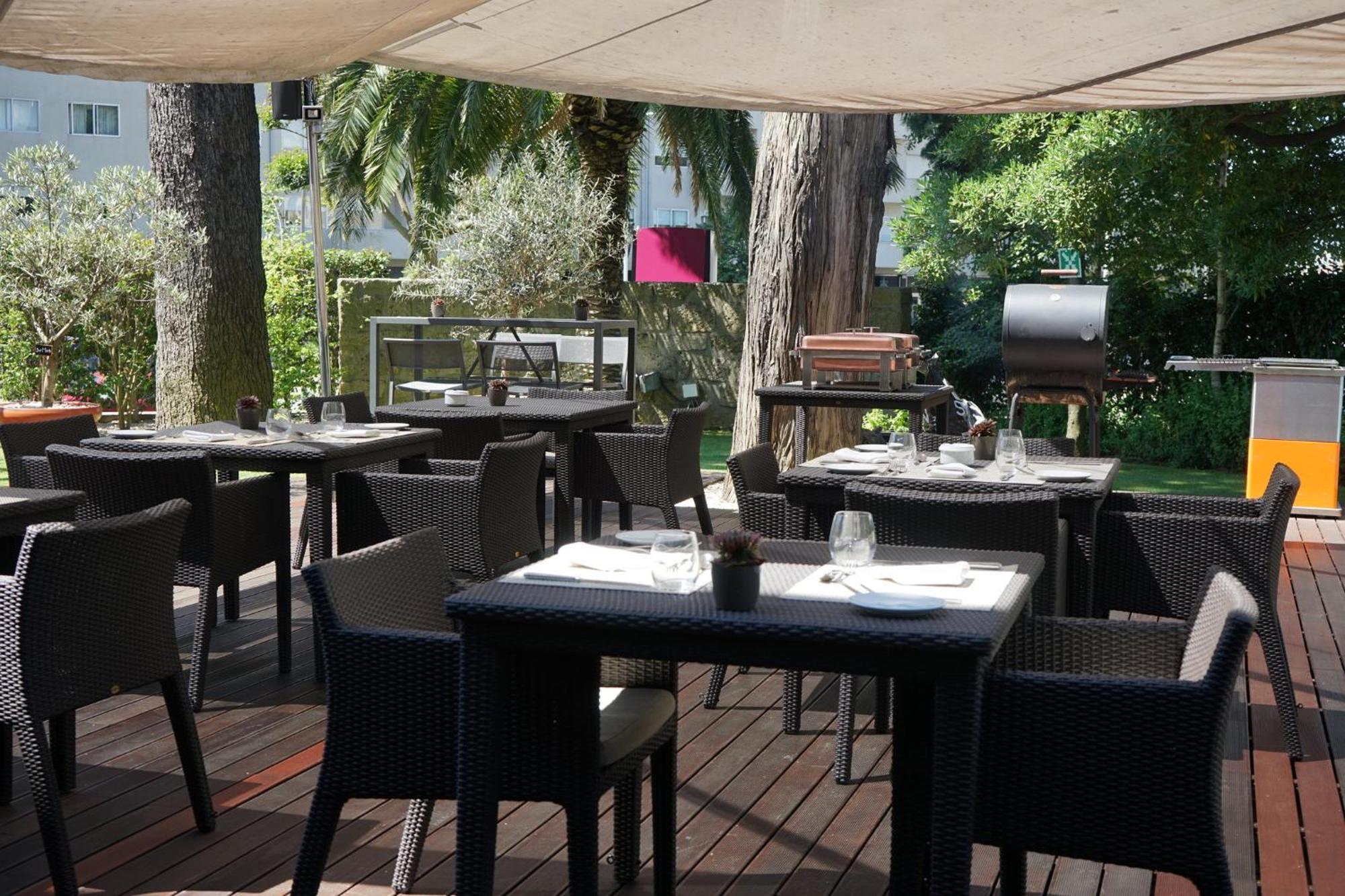 Crowne Plaza Porto By Ihg Hotell Exteriör bild Restaurant